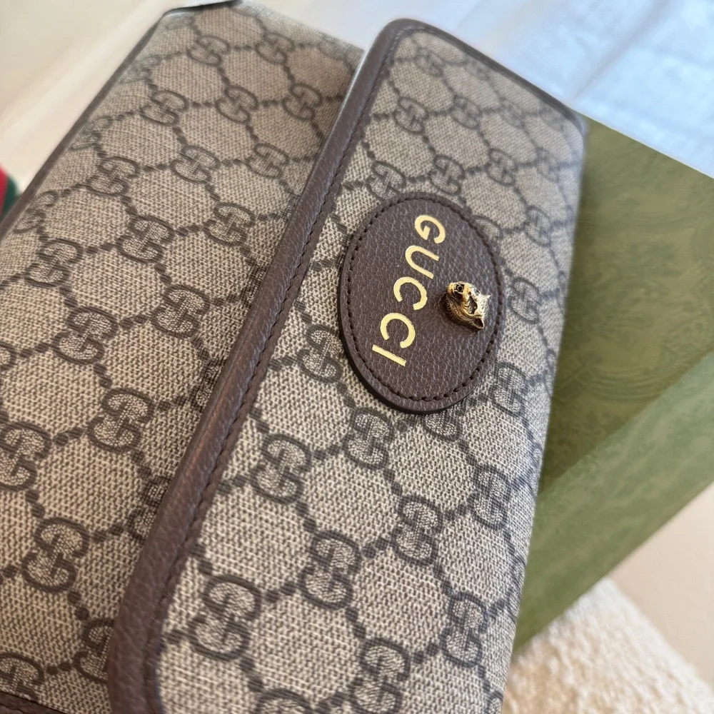 Gucci Beige + Brown Belt Bag with Green + Red Strap Purse Crossbody Fannypack